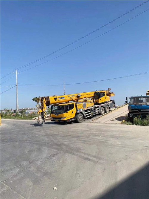 昌江县吊车作业时，可能会产生哪些额外收费项目？